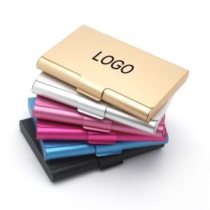 The credit card holder made of premium Aluminum alloy metal material, no rust, long-term use without fading, comfortable to touch, smooth flip, strong and durable, it won't open in the pocket.