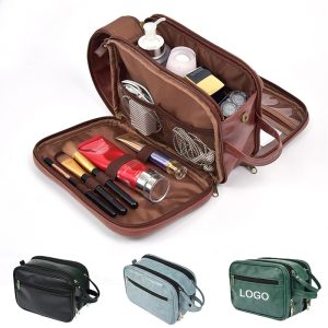 The two exterior compartments of this toiletry bag are designed to keep wet and dry items separate, such as a wet towel or swimsuit.