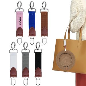 Crafted with precision, the high-quality Travel Hat Clip boasts an elastic band and alloy construction, ensuring strength and durability.